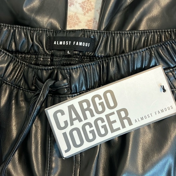 NWT Almost Famous Black Faux Leather Cargo Jogger Pants Size Large - Picture 7 of 12